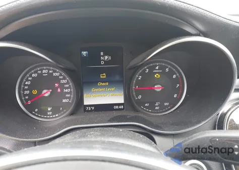 2015 Mercedes-Benz C 300 Sport 4Matic z USA, uszkodzony, nr VIN 55SWF4KB1FU022063